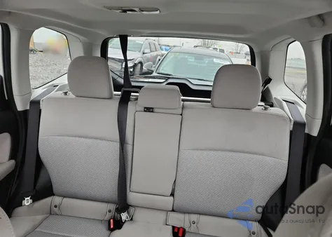 2016 Subaru Forester 2.5I Premium из США, поврежденный, VIN JF2SJADC3GH511604